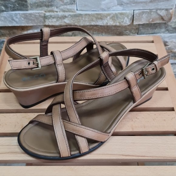 ECCO Supreme Women's Sandal Slingback - Picture 2 of 7